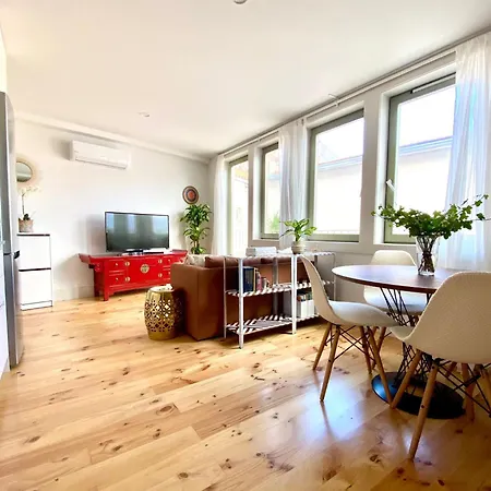 Viva - Rooftop Terrace View Flat 公寓 *